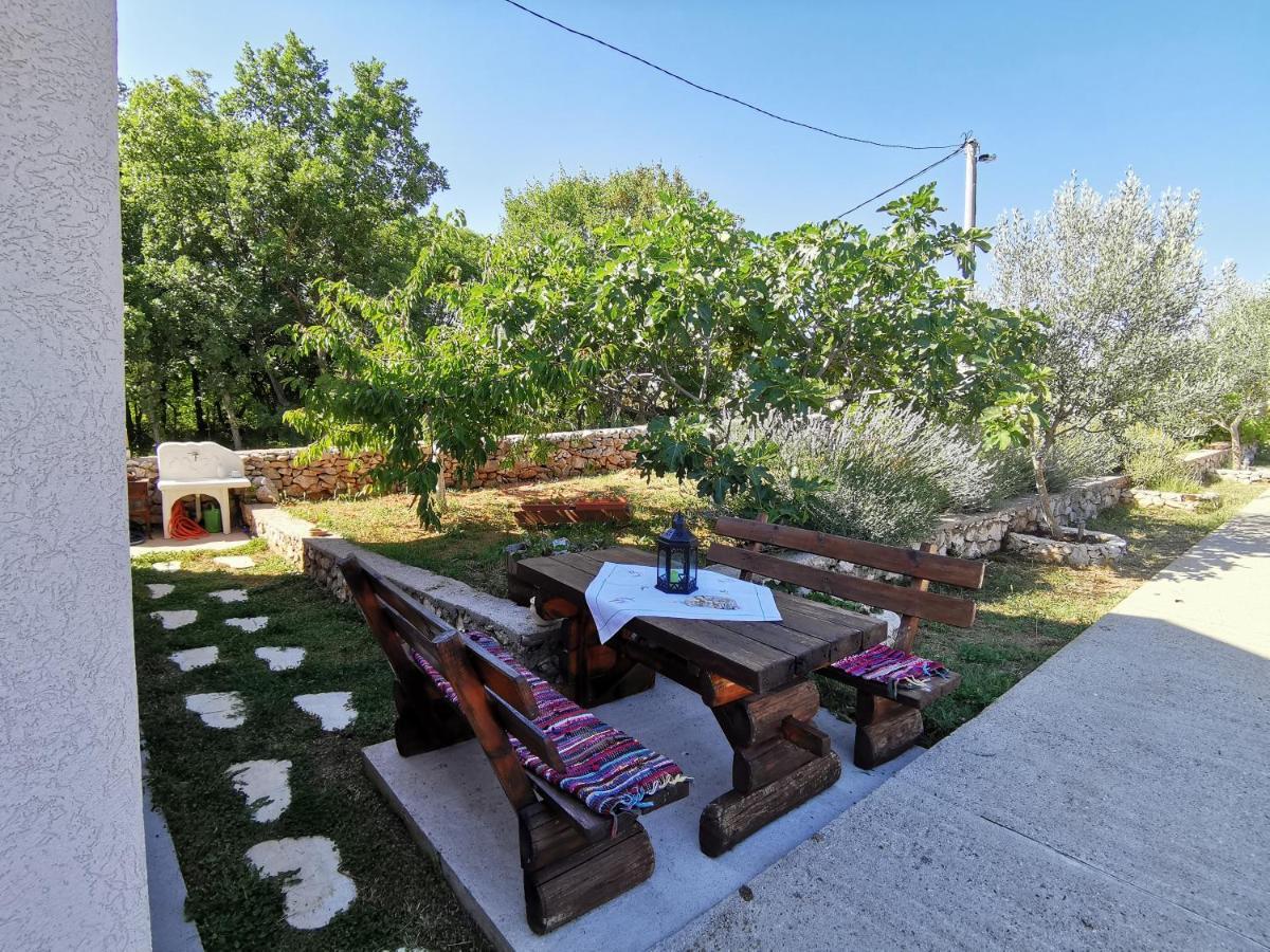 Apartman Selma Vinine Extérieur photo
